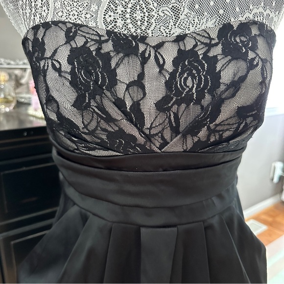 Fab’rik Ruby Rox Black Lace Bodice Strapless LBD with Pockets Size 9 (EUC) - Picture 4 of 15